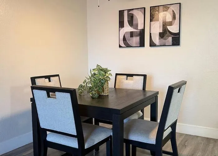 Apartment Serene East Valley 2br/2ba Getaway